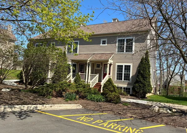 $2,525 | 2166 Pennsylvania Avenue, Unit 35, Ann Arbor, MI 48103