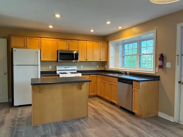 $2,525 | 2166 Pennsylvania Avenue, Unit 35, Ann Arbor, MI 48103
