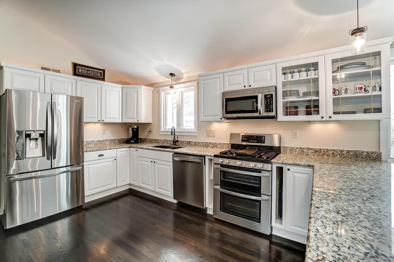 3759 Chevington Road Columbus, OH 43220 - Photo 11 of 46 Gallery Image 11
