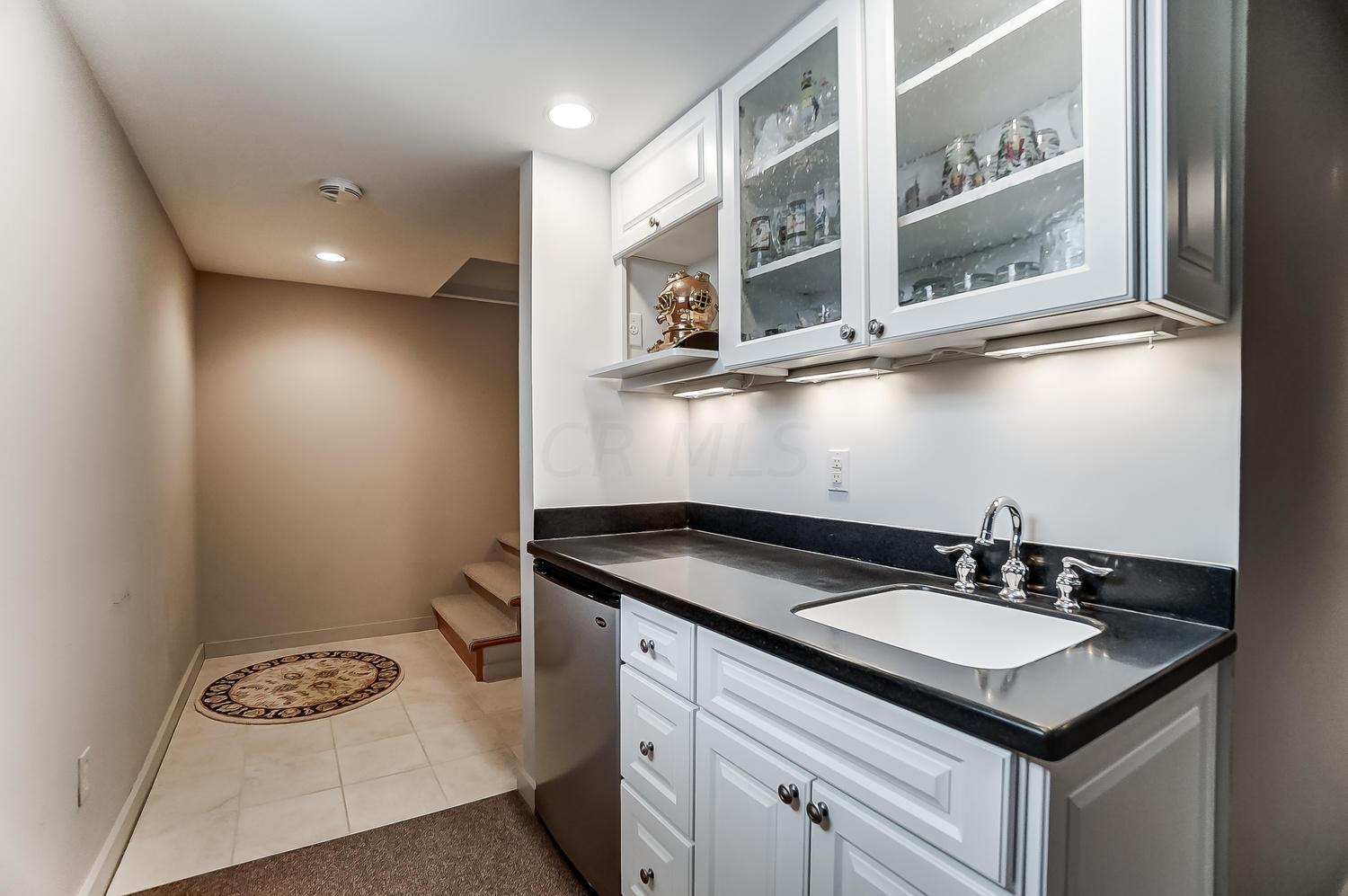 3759 Chevington Road Columbus, OH 43220 - Photo 30 of 46 Gallery Image 30