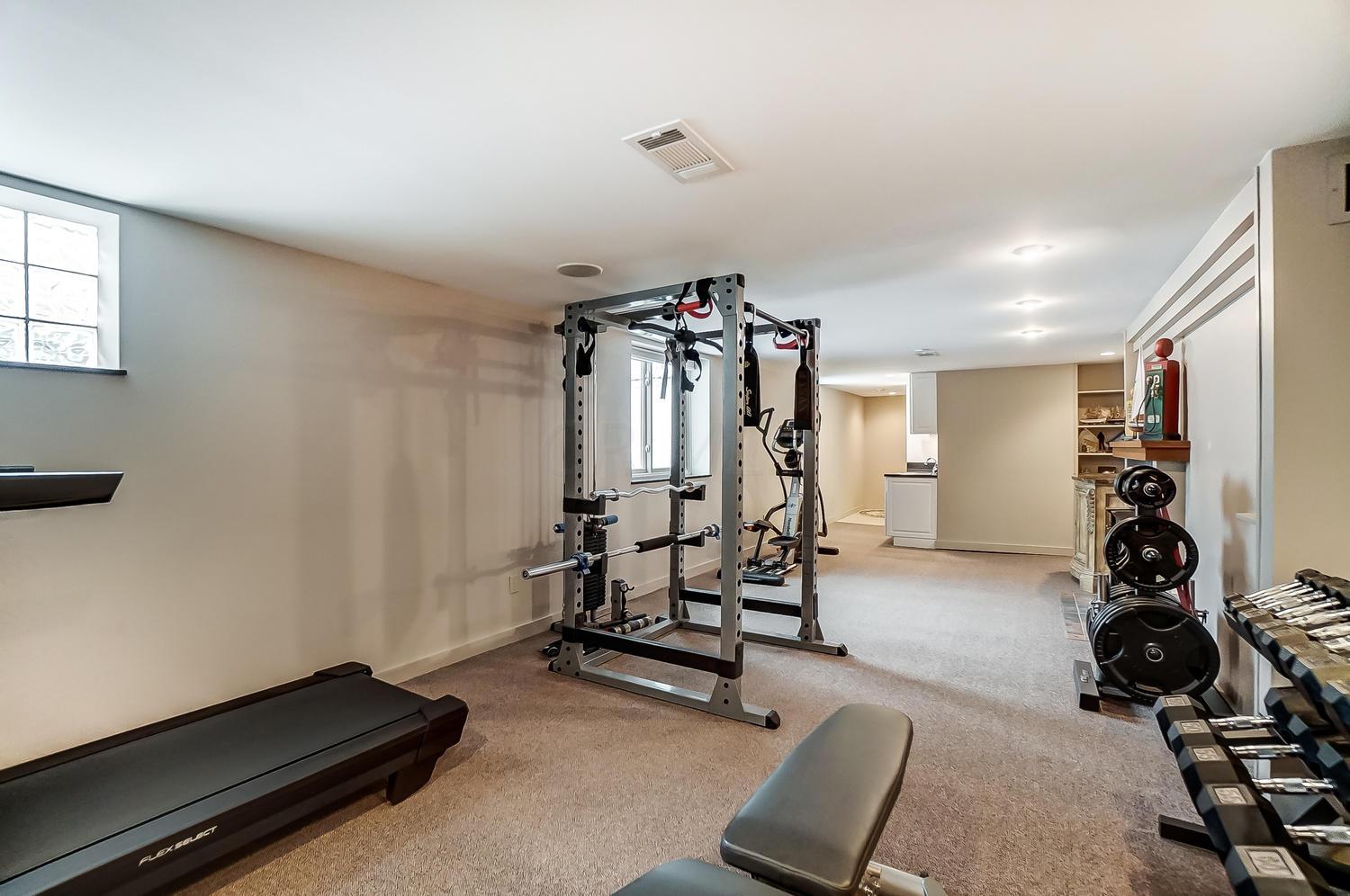 3759 Chevington Road Columbus, OH 43220 - Photo 35 of 46 Gallery Image 35