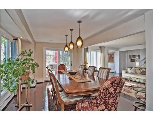 10 Maugus Hill Road Wellesley, MA 02481 - Photo 7 of 30