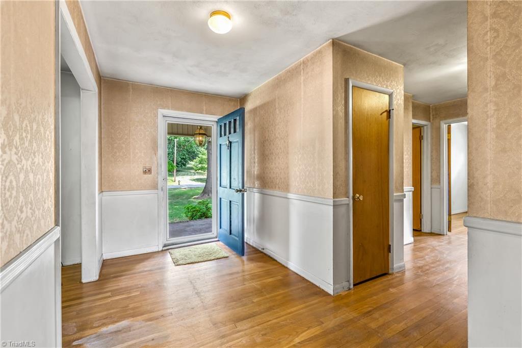 2130 Whitney Road Winston-Salem, NC 27106 - Photo 6 of 36 Gallery Image 6
