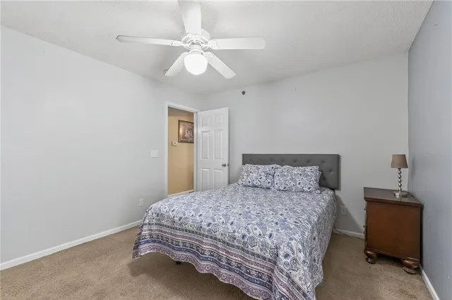 $155,000 | 2433 Northeast 68th Street, Gladstone, MO 64118