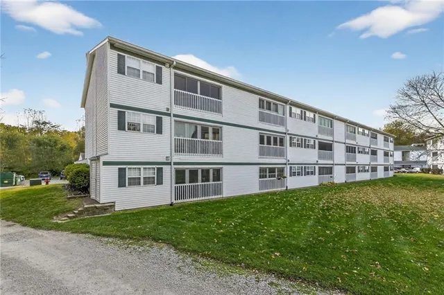 $155,000 | 2433 Northeast 68th Street, Gladstone, MO 64118