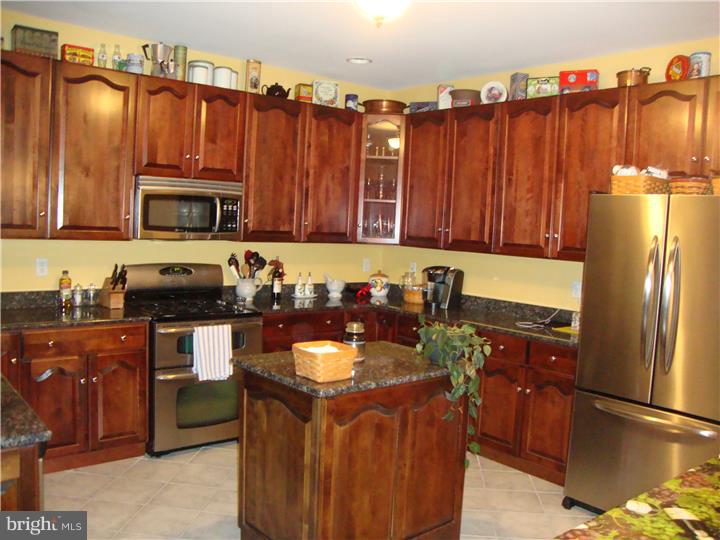 545 Stone Ridge Drive Dover, DE 19901 - Photo 7 of 25 Kitchen