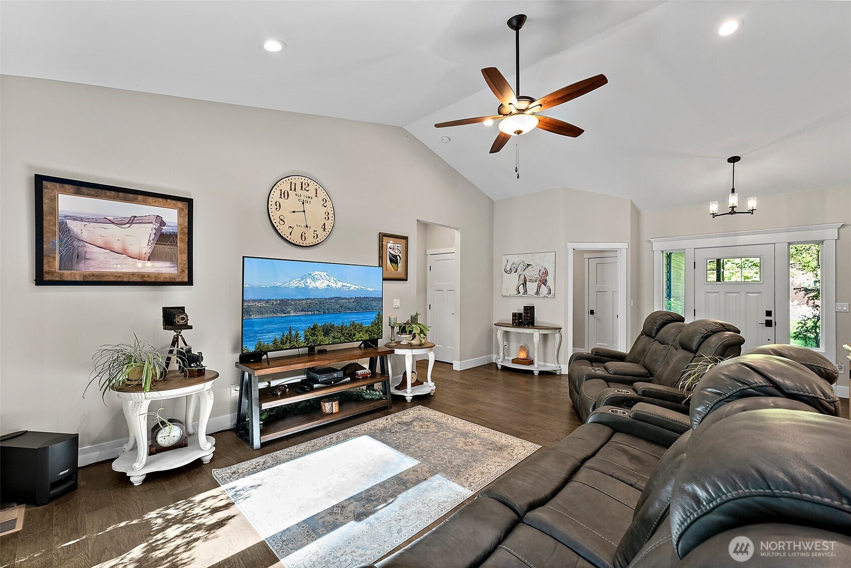 8069 Phillips Road Southeast Port Orchard, WA 98367 - Photo 6 of 33 Gallery Image 6