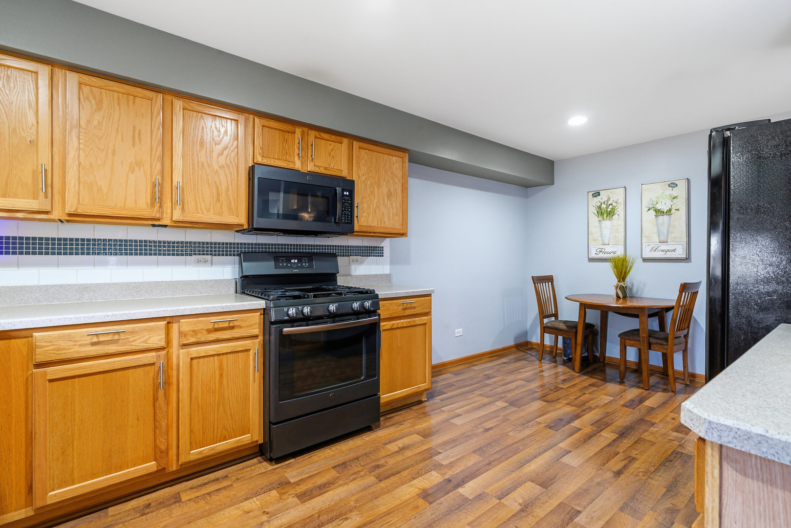 3713 Mustang Road Joliet, IL 60435 - Photo 3 of 33 Gallery Image 3
