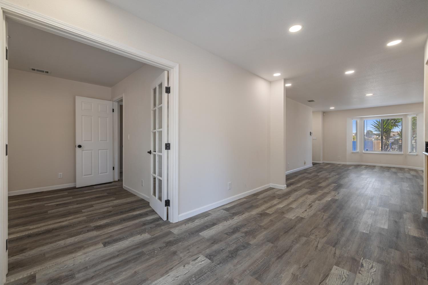 512 Garretson Avenue Rodeo, CA 94572 - Photo 5 of 12 Gallery Image 5