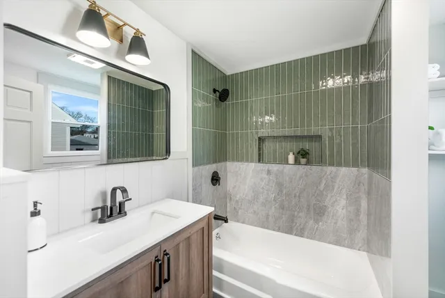 $729,800 | 32 Cedar Street, Fairhaven, MA 02719