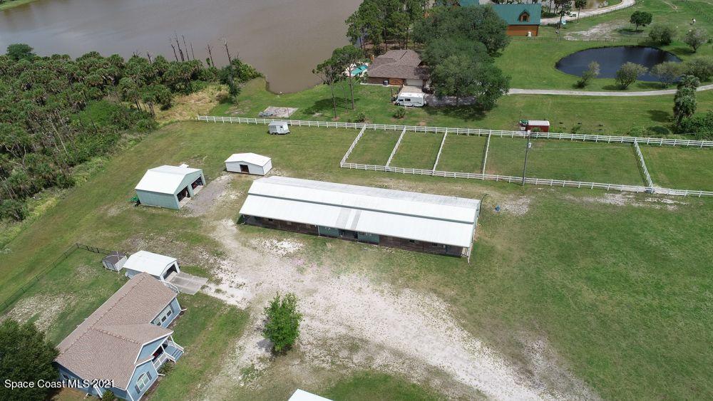1817 Jones Road Melbourne, FL 32934 - Photo 36 of 38 an aerial view of a house