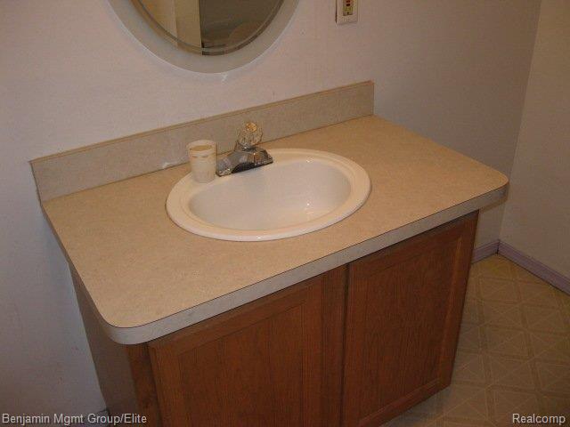 29000 Ecorse Road Romulus, MI 48174 - Photo 13 of 13 IMG_7877