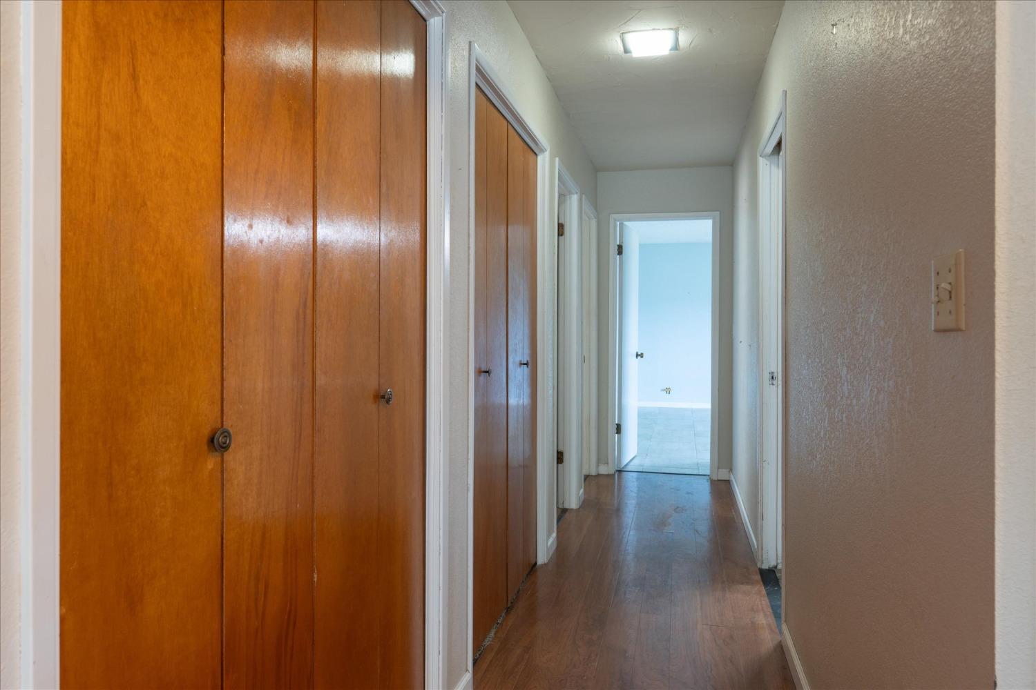 39320 Highway 41 Oakhurst, CA 93644 - Photo 17 of 31