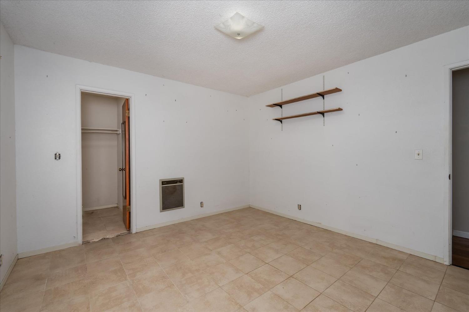 39320 Highway 41 Oakhurst, CA 93644 - Photo 21 of 31