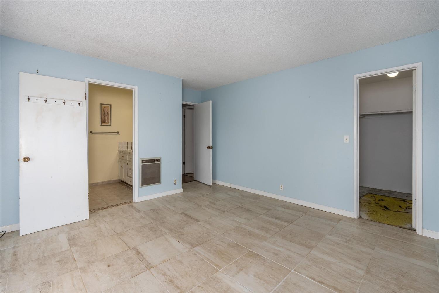 39320 Highway 41 Oakhurst, CA 93644 - Photo 23 of 31