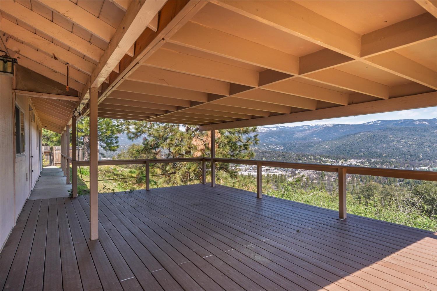 39320 Highway 41 Oakhurst, CA 93644 - Photo 27 of 31