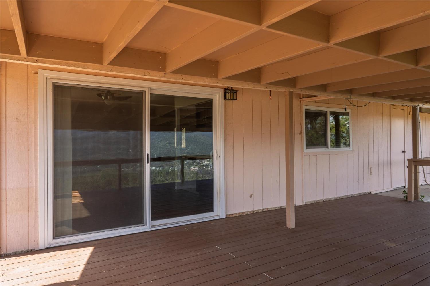 39320 Highway 41 Oakhurst, CA 93644 - Photo 29 of 31