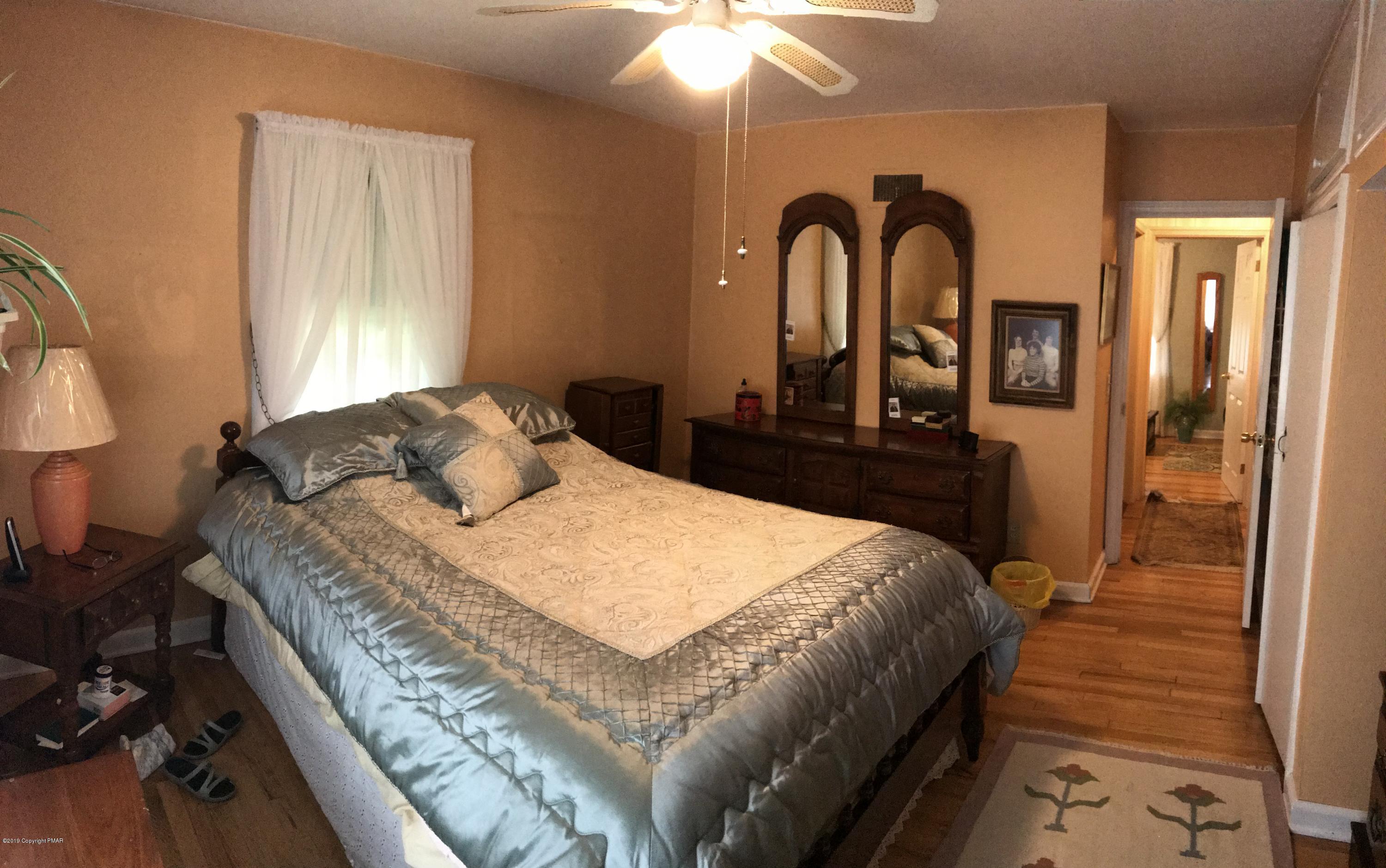 1801 Quentin Road Stroudsburg, PA 18360 - Photo 22 of 40 BR 2 VIEW 2