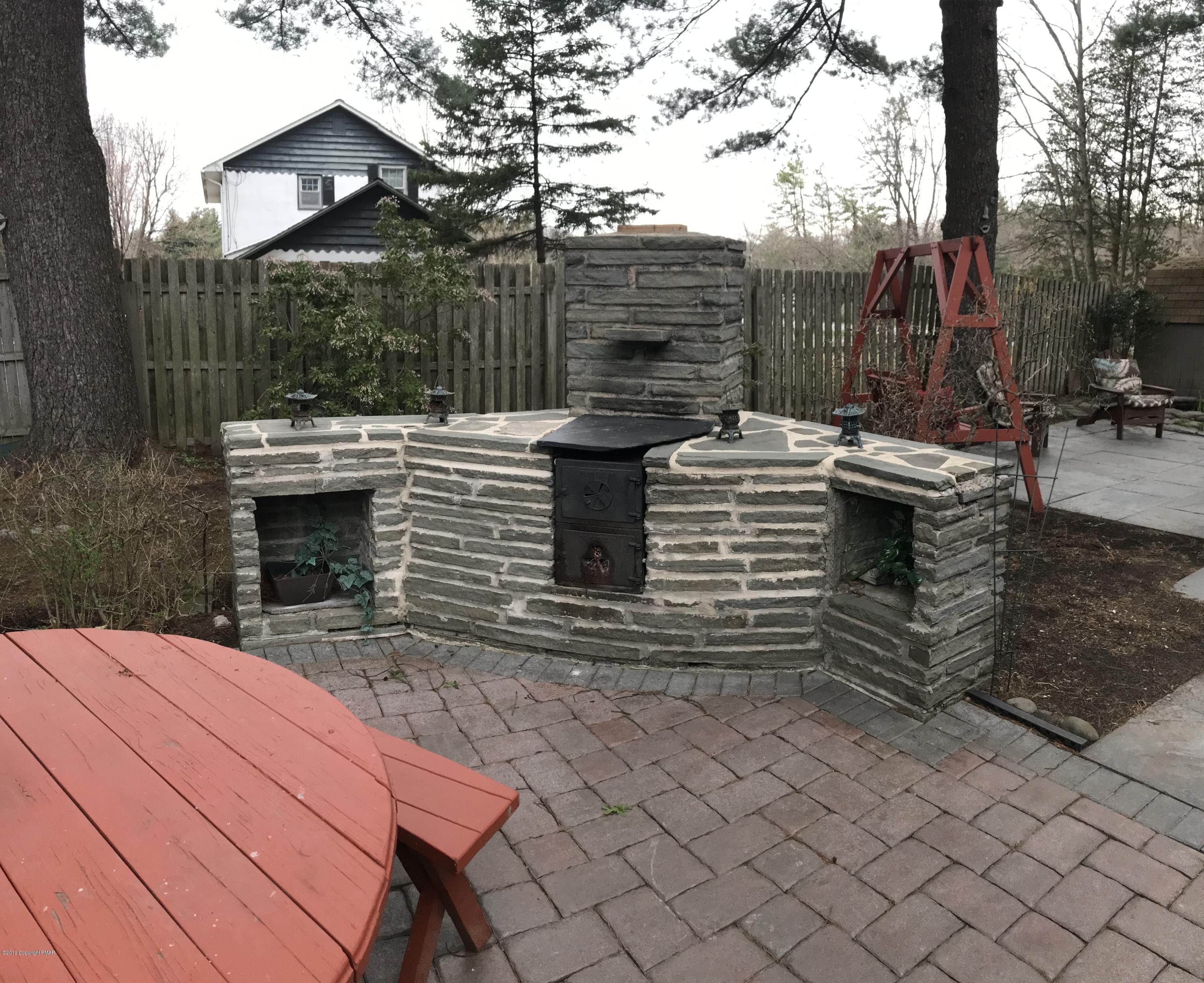 1801 Quentin Road Stroudsburg, PA 18360 - Photo 34 of 40 ORIGINAL STONE BARBECUE