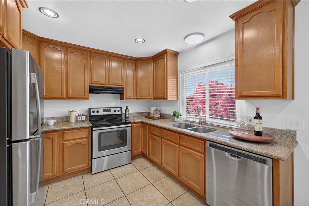 1505 Kem Way Walnut, CA 91789 - Photo 15 of 40