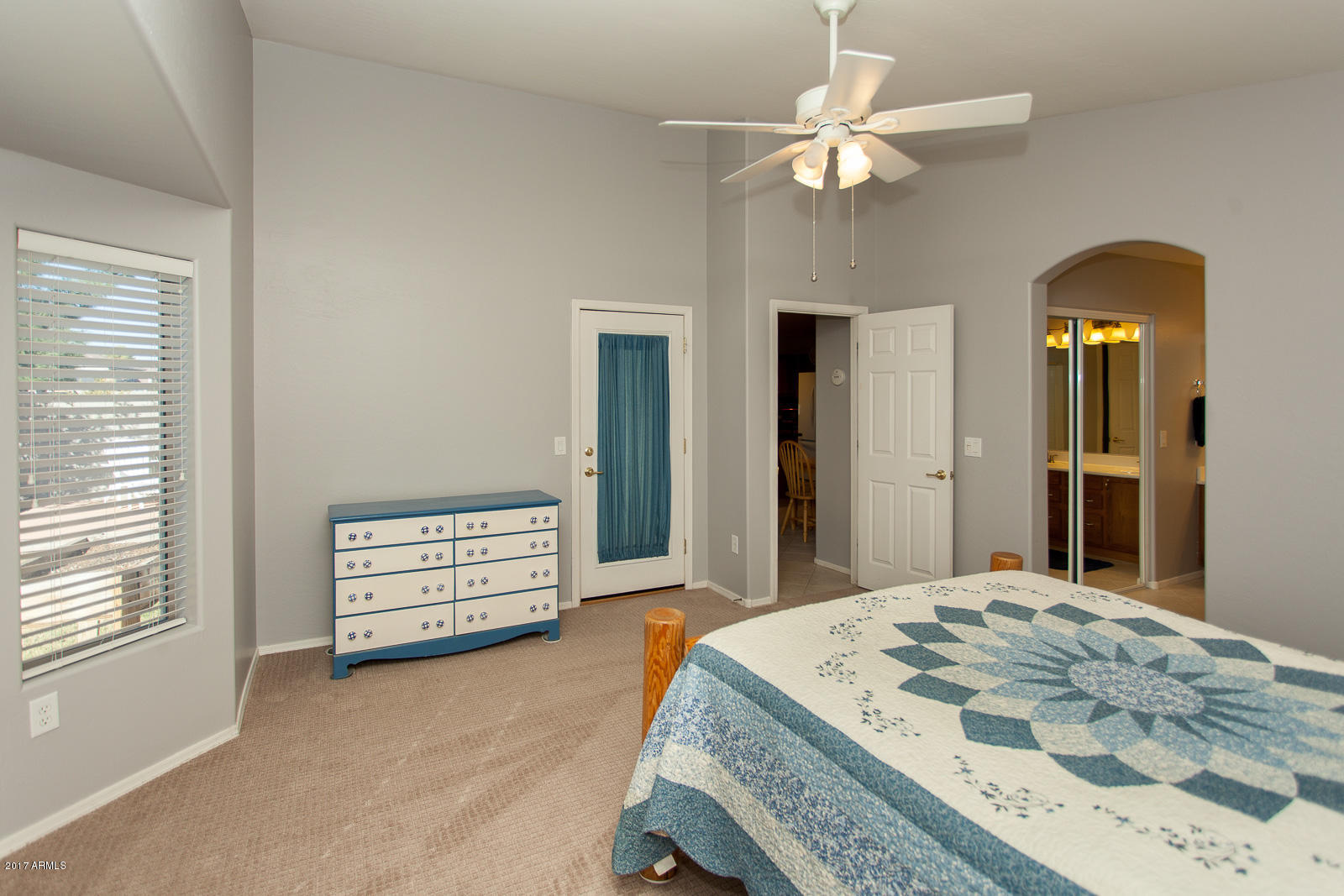 2517 West Carter Road Phoenix, AZ 85041 - Photo 11 of 29 Carter (18 of 29)