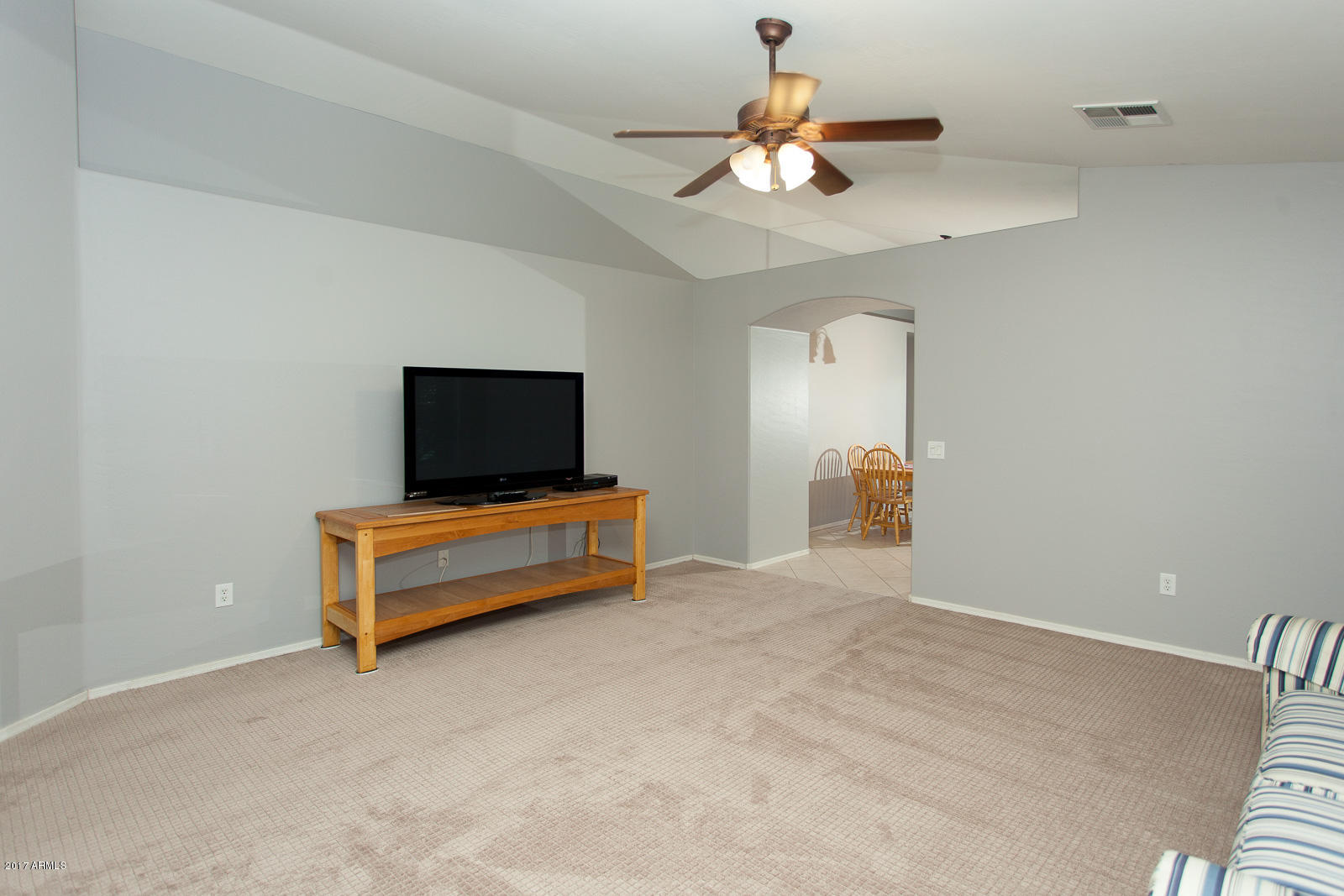 2517 West Carter Road Phoenix, AZ 85041 - Photo 5 of 29 Carter (26 of 29)