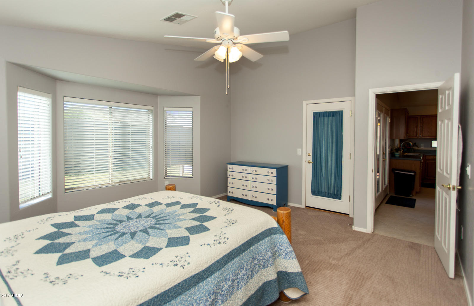 2517 West Carter Road Phoenix, AZ 85041 - Photo 10 of 29 Carter (19 of 29)
