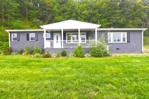 $165,000 | 23133 Botetourt Road, Eagle Rock, VA 24085