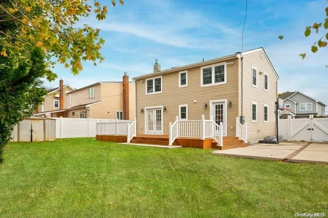 $949,000 | 6 George Avenue, Hicksville, NY 11801