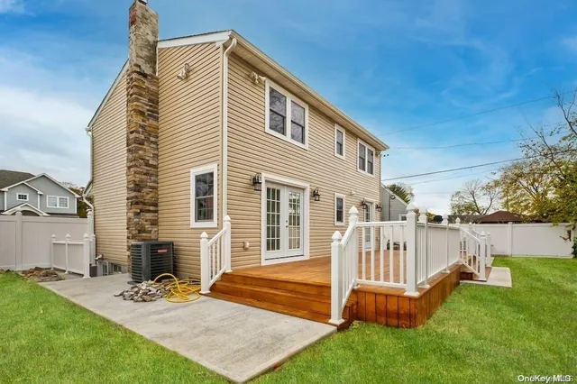 $949,000 | 6 George Avenue, Hicksville, NY 11801