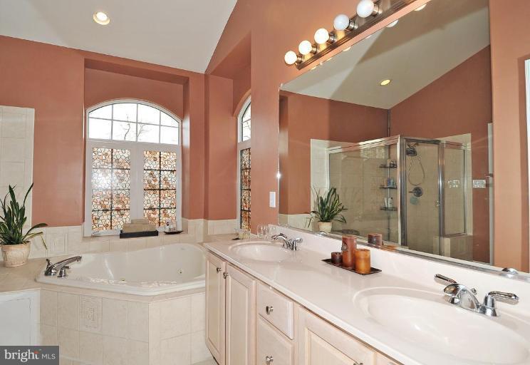 3120 Malcolm Road Brandywine, MD 20613 - Photo 13 of 19 Master Bath