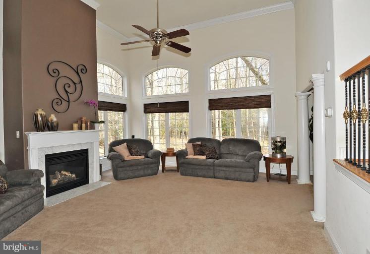3120 Malcolm Road Brandywine, MD 20613 - Photo 6 of 19 Living Room