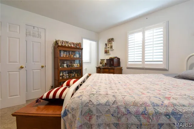 $319,000 | 816 South Wood Street, Staunton, IL 62088