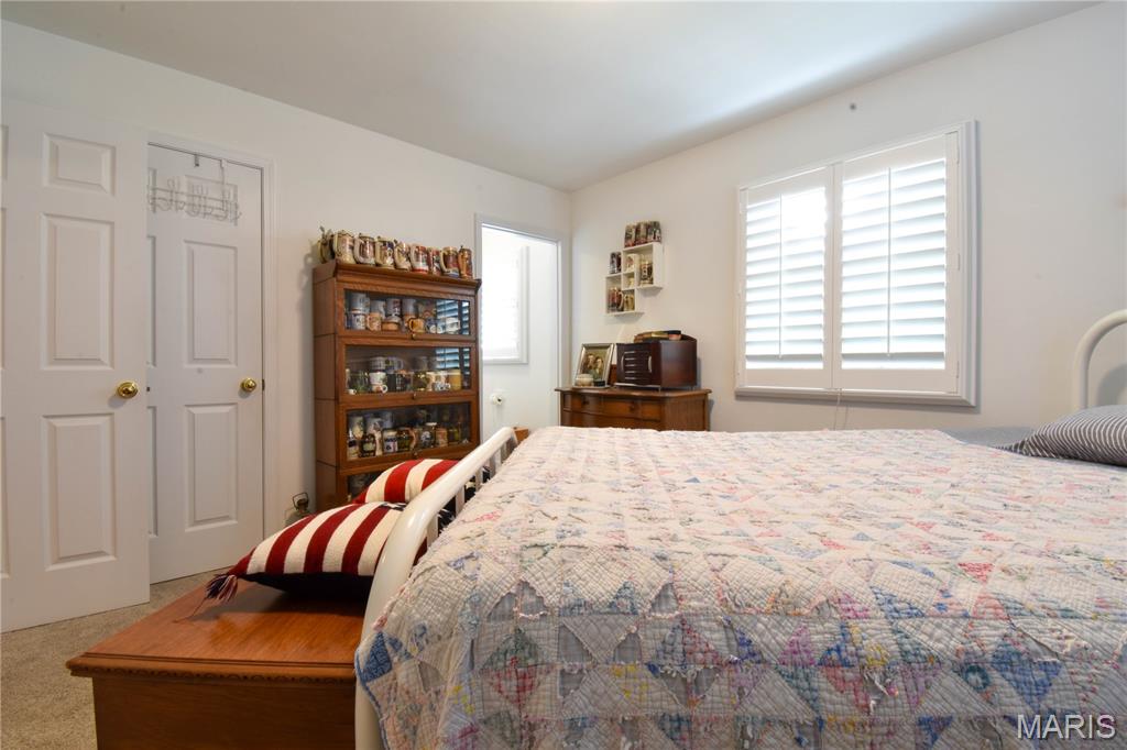 816 South Wood Street Staunton, IL 62088 - Photo 26 of 50