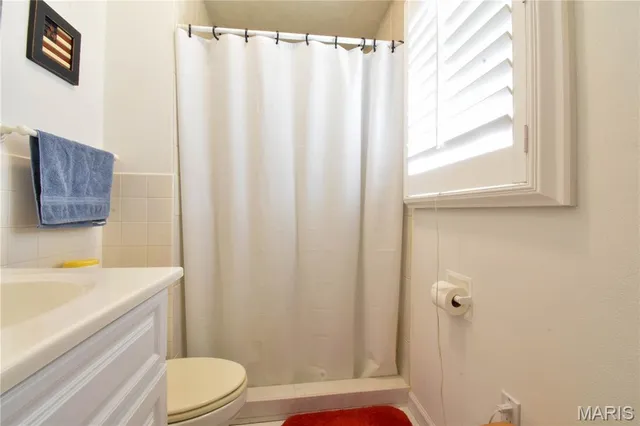 $319,000 | 816 South Wood Street, Staunton, IL 62088