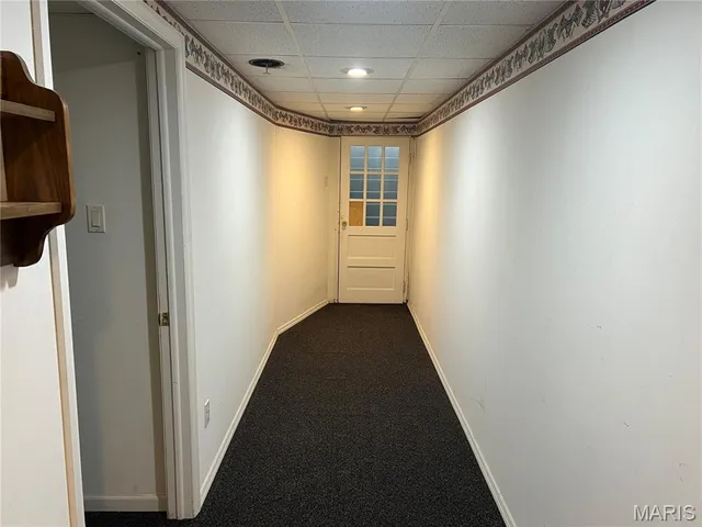 $299,900 | 816 South Wood Street, Staunton, IL 62088