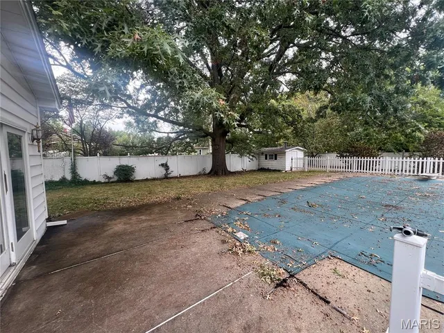 $319,000 | 816 South Wood Street, Staunton, IL 62088