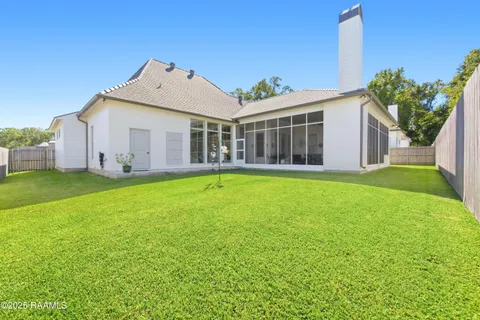 $825,000 | 102 Queensland Place, Lafayette, LA 70503