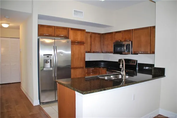$289,000 | 51 Southeast Sedona Circle, Unit 104, Stuart, FL 34994