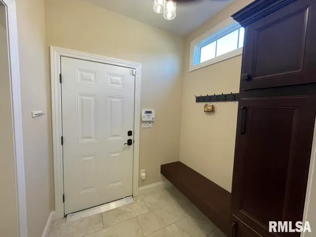 $549,900 | 3908 Waterstone Way, Springfield, IL 62711