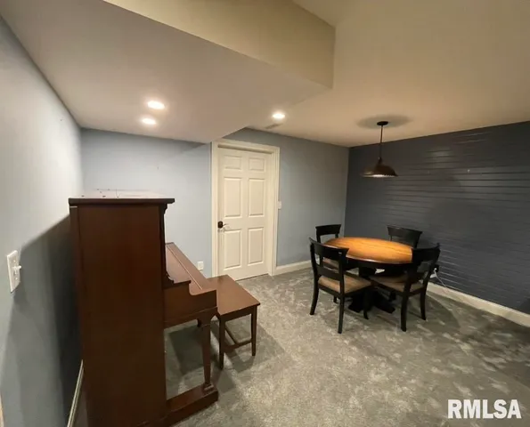 $549,900 | 3908 Waterstone Way, Springfield, IL 62711