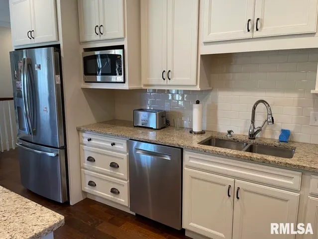 $549,900 | 3908 Waterstone Way, Springfield, IL 62711