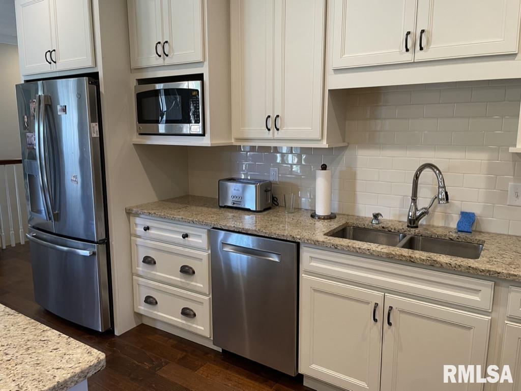 3908 Waterstone Way Springfield, IL 62711 - Photo 5 of 41
