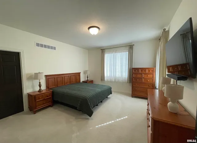 $549,900 | 3908 Waterstone Way, Springfield, IL 62711