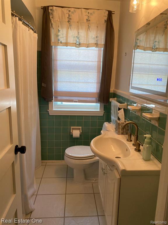 19312 Champaign Road Allen Park, MI 48101 - Photo 14 of 31 Gallery Image 14