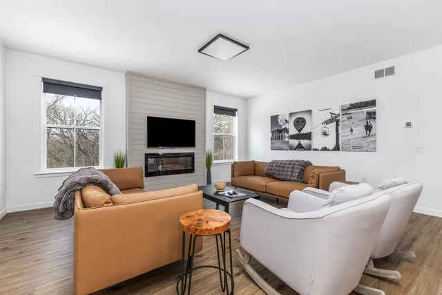 $995,000 | 5 Blue Ridge Court, Galena, IL 61036