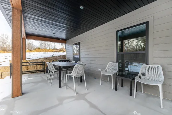$995,000 | 5 Blue Ridge Court, Galena, IL 61036