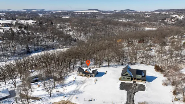 $995,000 | 5 Blue Ridge Court, Galena, IL 61036