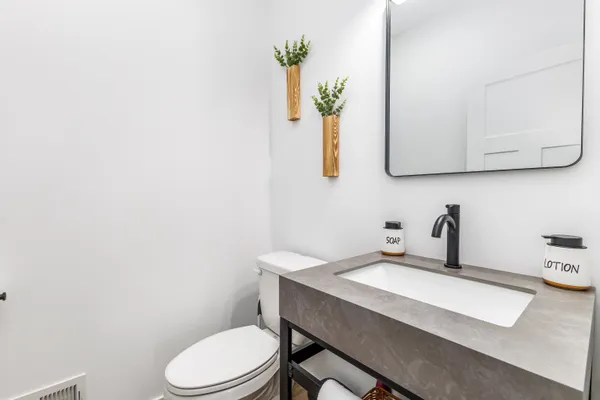 $995,000 | 5 Blue Ridge Court, Galena, IL 61036