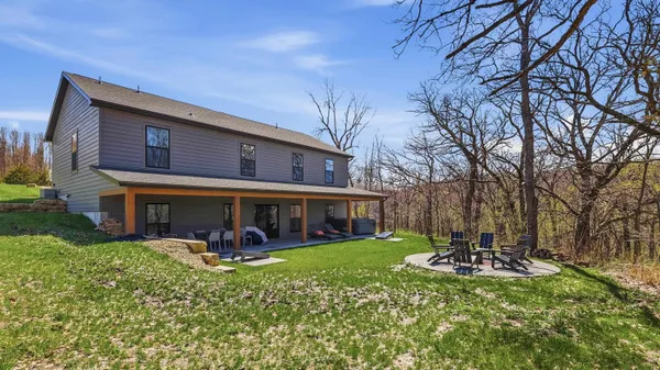 $995,000 | 5 Blue Ridge Court, Galena, IL 61036